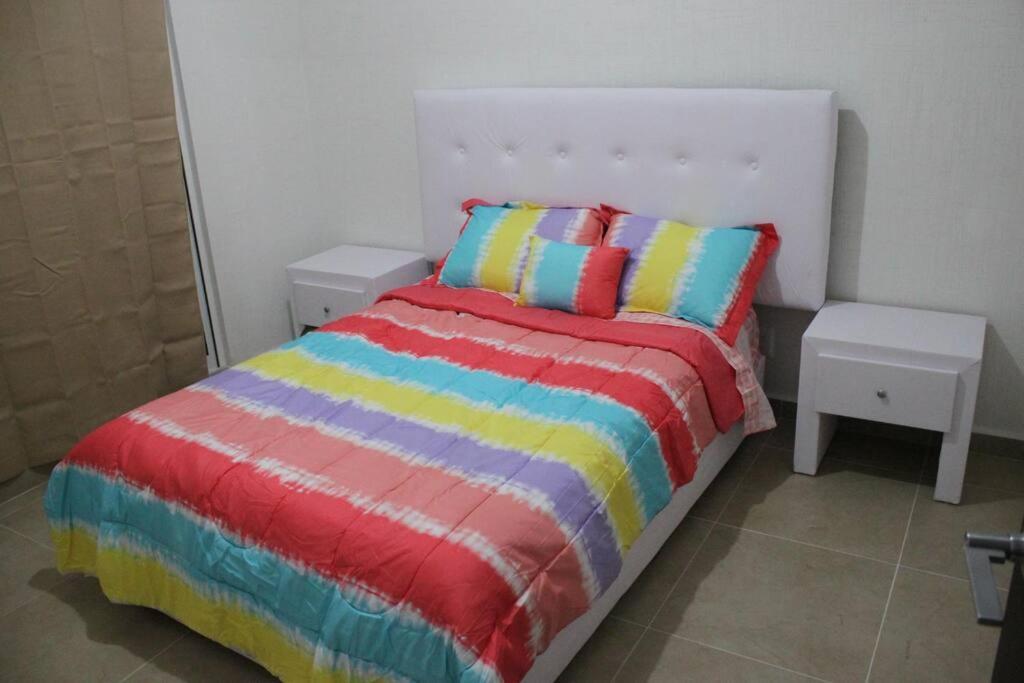 Depa De Playa C/Alberca Cerca De La 5A Avenida Apartment Плая дел Кармен Екстериор снимка