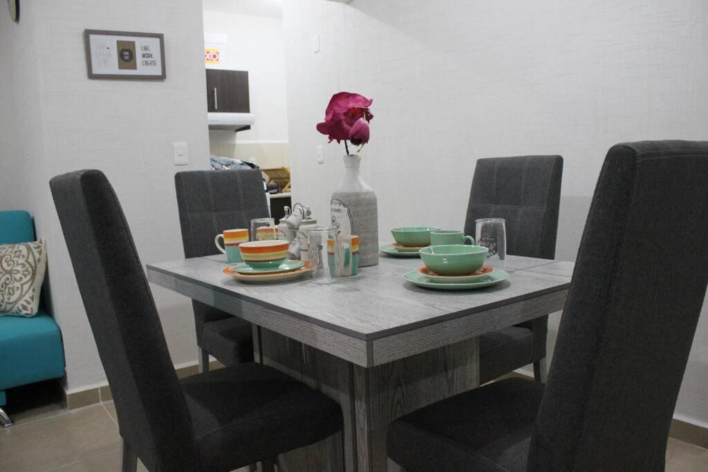 Depa De Playa C/Alberca Cerca De La 5A Avenida Apartment Плая дел Кармен Екстериор снимка